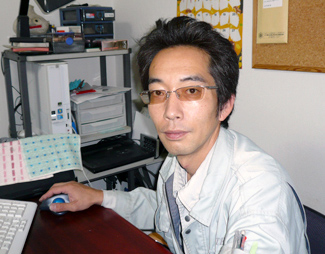 代表取締役:鈴木章弘